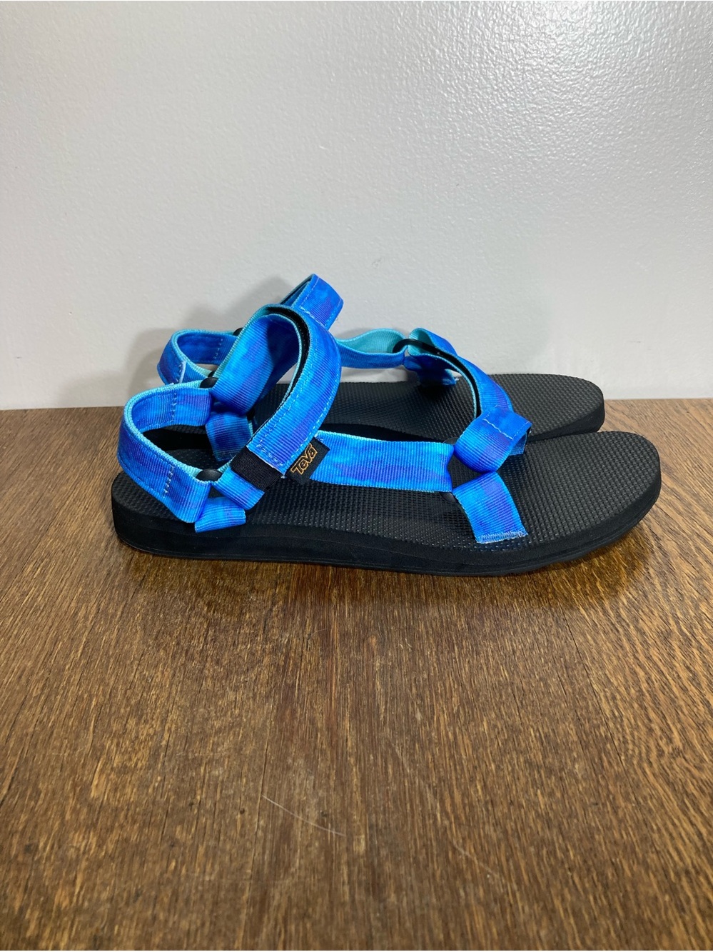 Teva Original Universal Tie-Dye Sandal Women’s Size 10 Sorbet Blue